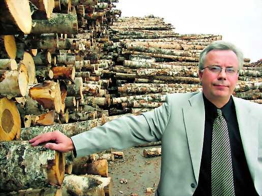 Koivun käyttö ei vähene. Stora Enso Metsän Pohjois-Suomen aluejohtaja Jouko Mattanen sanoo, että kotimaisen koivun tarve ei heillä vähene Brasilian eukalyptussellun takia.