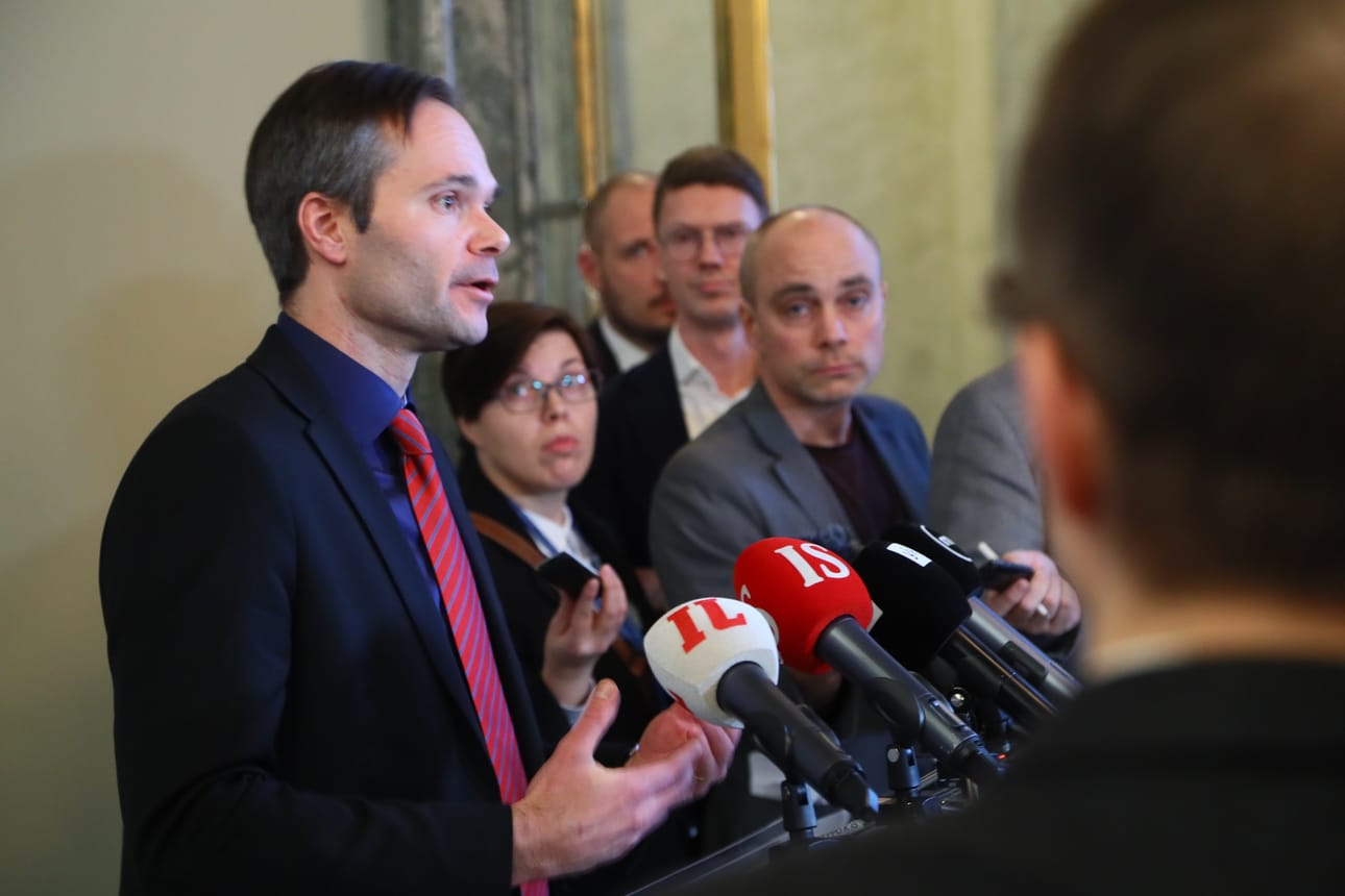 Sisäministeri Kai Mykkänen korosti, että Suomen ei ole tarkoitus irtautua ihmisoikeussopimuksista.