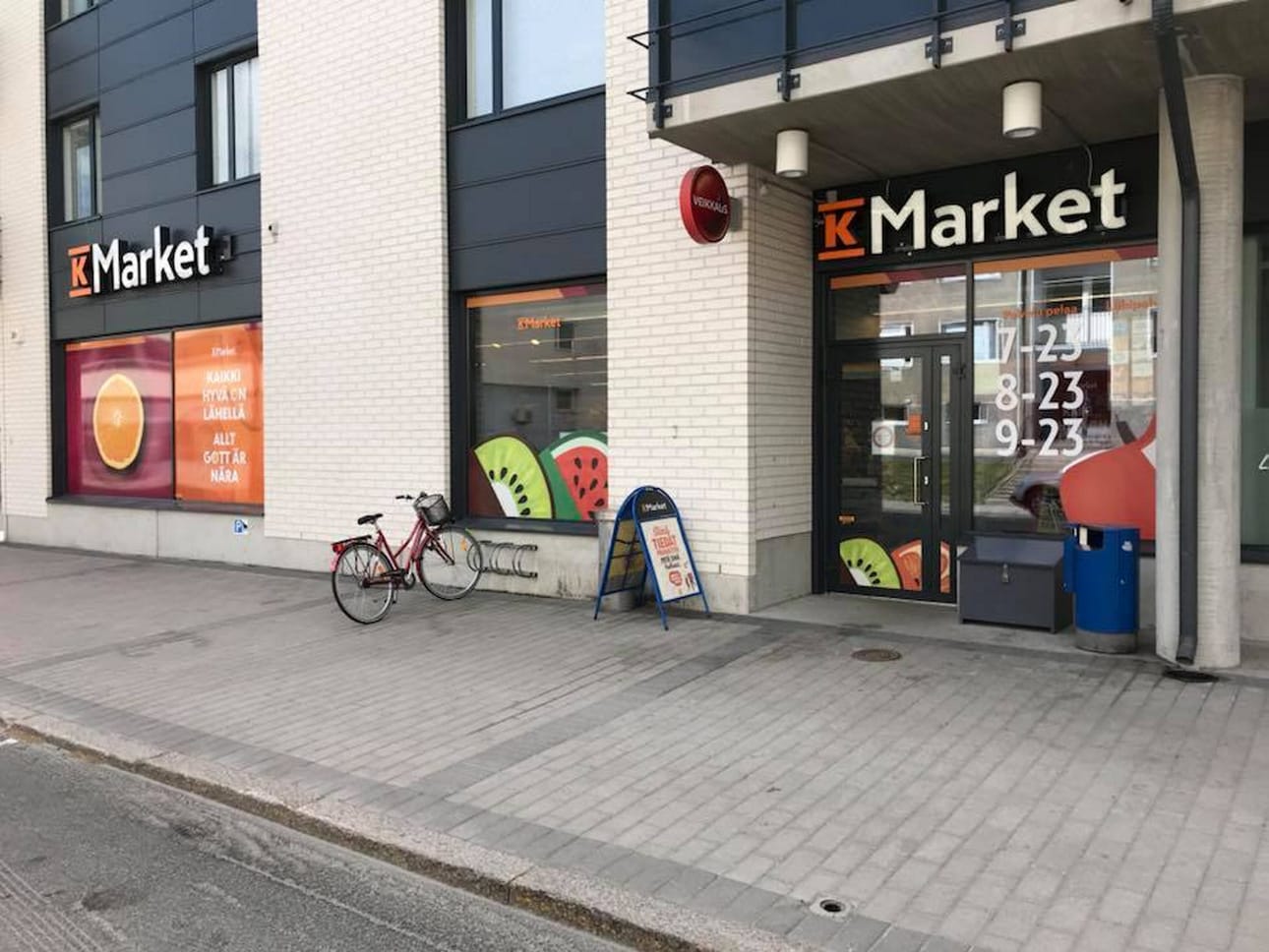 K-Market Marttila on lähellä kouluja ja työpaikkoja, mutta ei silti menestynyt tarpeeksi hyvin. Kesko etsii nyt Seinäjoen keskustasta ruokakaupalle parempaa ja isompaa tilaa.