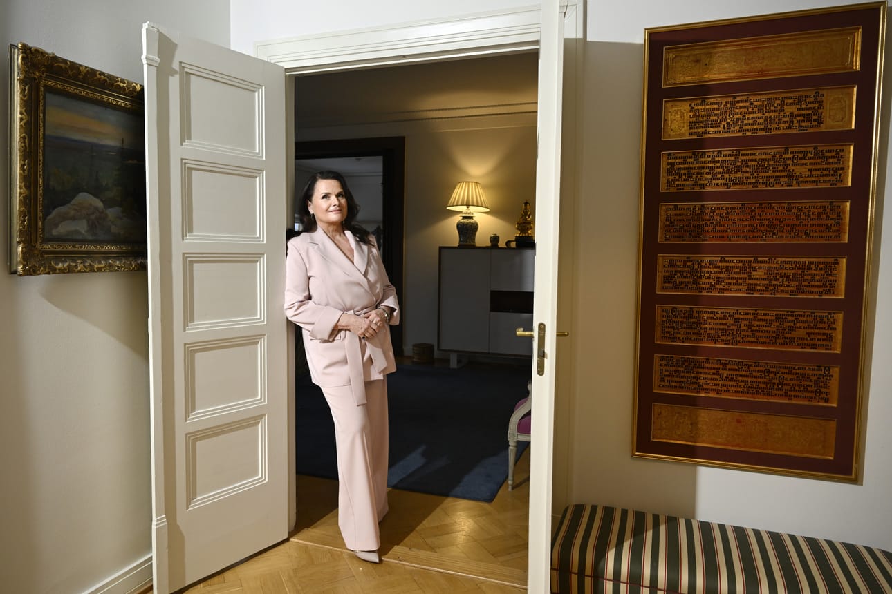 Laila Snellman täyttää 70 vuotta, mutta ei aio lopettaa mallien etsimistä.