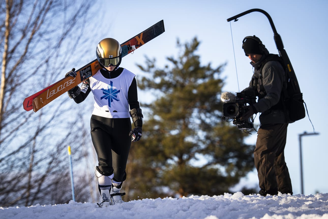 Jenny Rautionaho jäi viidenneksi normaalimäen SM-kisoissa. Kauden kohokohta oli olympialaisten 12. sija.