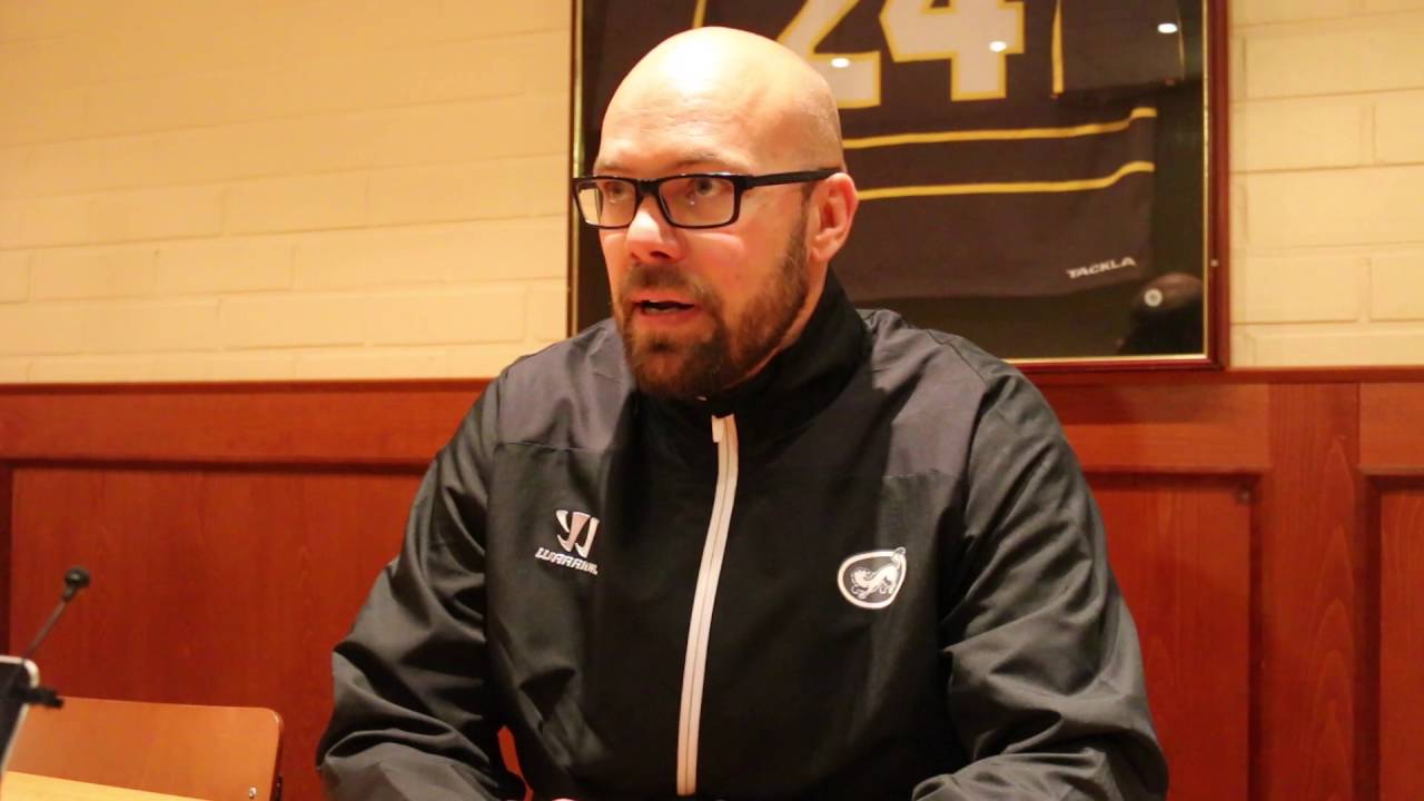 Toni Sihvonen aloittaa seitsemännen kautensa Kärppien valmentajana