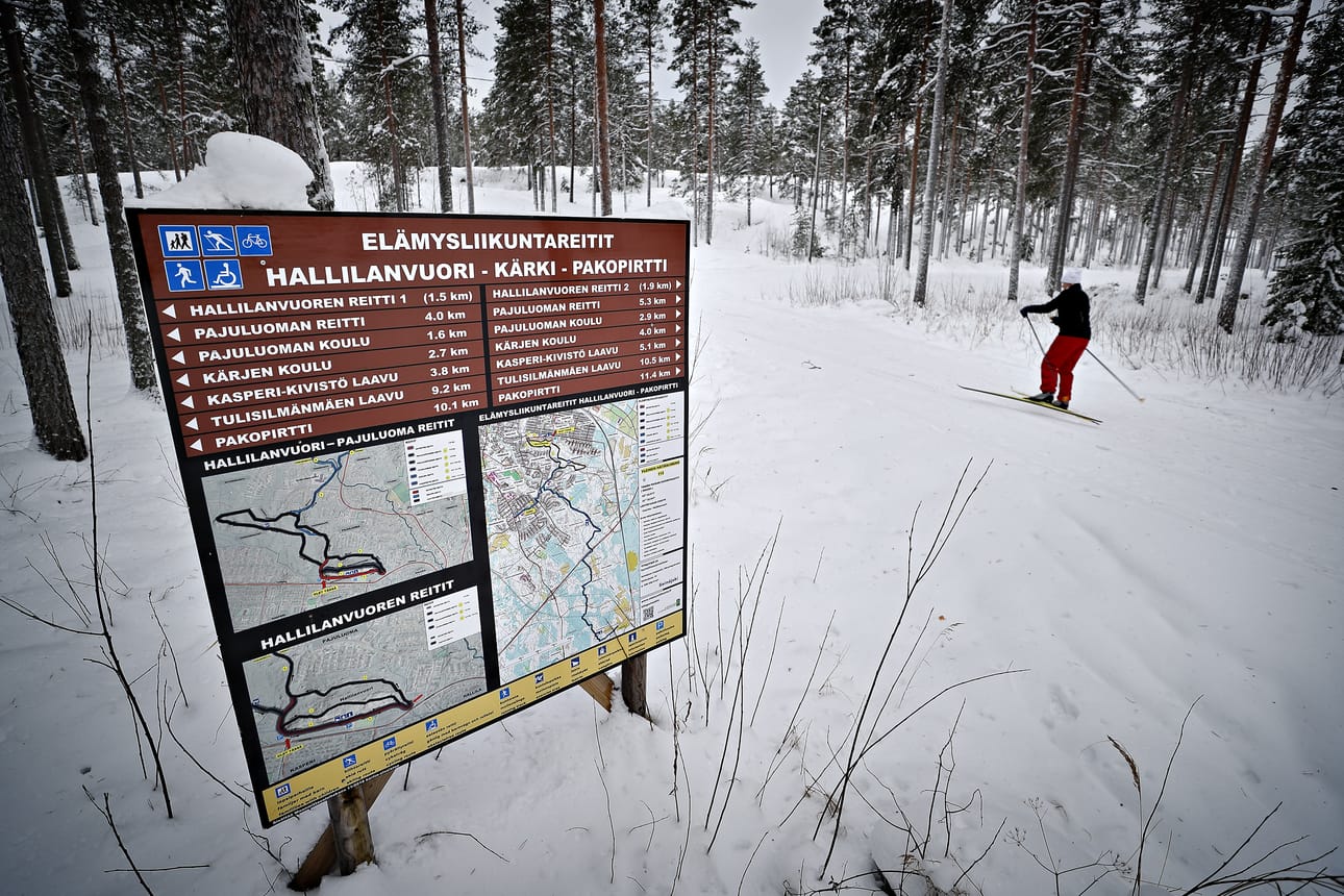 Seinäjoen Hallilanvuorelle on kolmeen otteeseen levitetty soraa ladulle viikon sisällä.