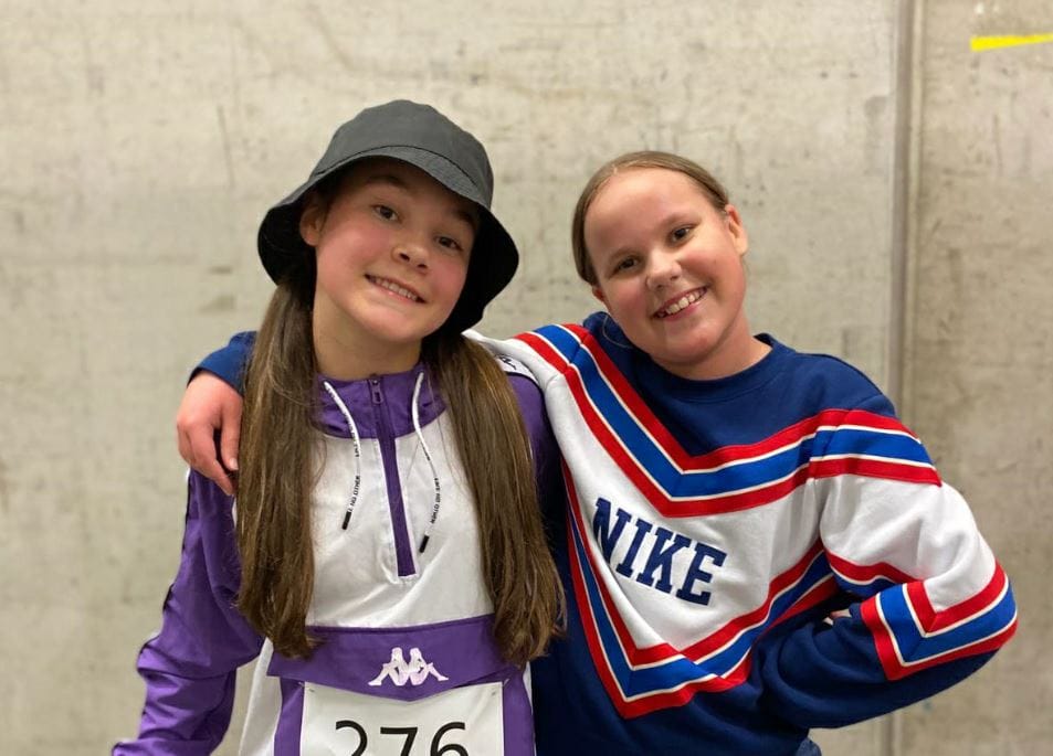 Káren Maria Näkkäläjärvi ja Cecilia Willig voittivat tanssillaan SM-hopeaa.