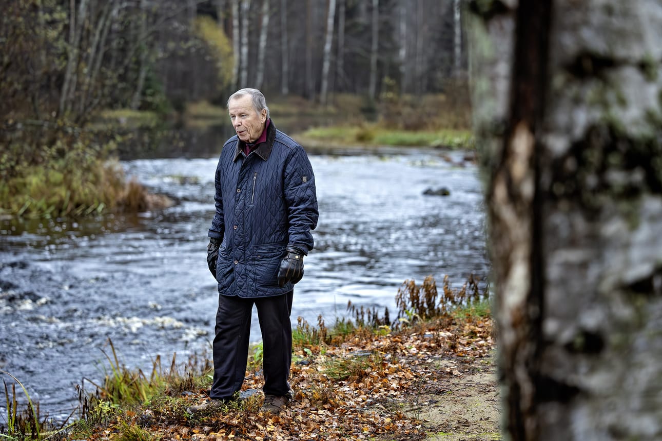 Vedenlaatu, kuten jokivesien samentuminen ja happamuus, olivat Ossi Hjeltin mukaan Pohjanmaan joissa suuria ongelmia. Vedenlaatu ja sen heikkeneminen on hänen mielestään jäänyt vähälle huomiolle.