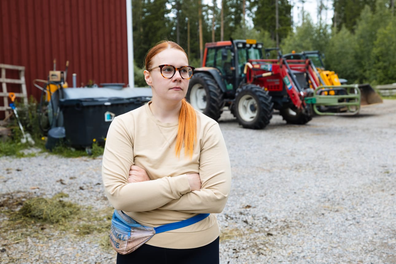 Heta Ojanperä on toiminut emolehmätilan yrittäjänä vuodesta 2022 asti. Tähän aikaväliin on mahtunut lukuisia kriisejä.