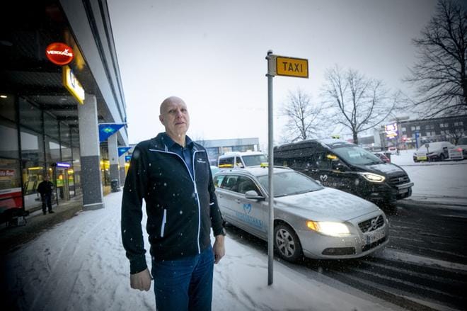 Seinäjoen Keskustaksin hallituksen puheenjohtaja Ari Alestalo on samaa mieltä uuden lakiehdotuksen pääkohdista. KUVA: JAAKKO ELENIUS