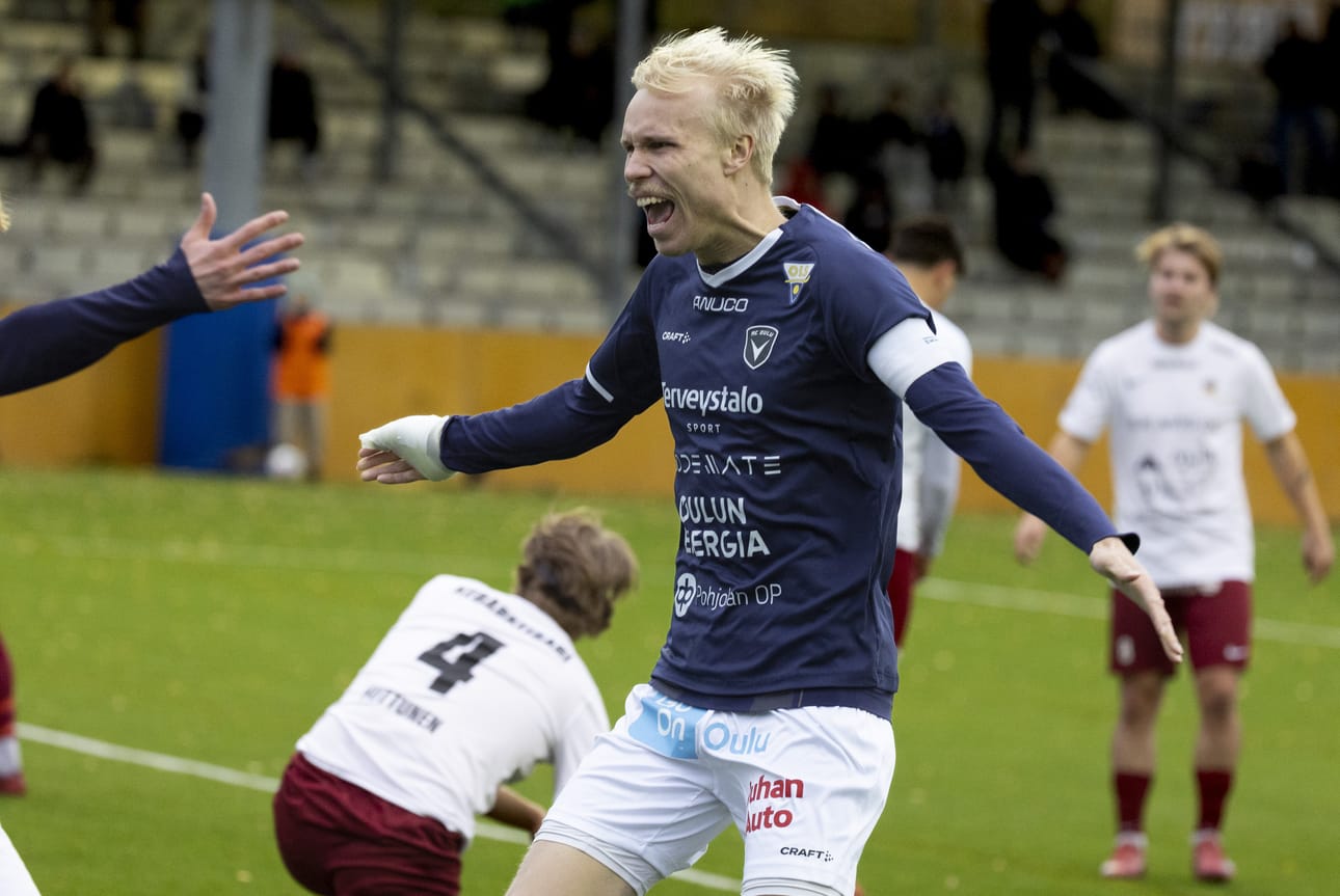 Eemeli Raittinen avasi maalihanat lauantain ottelussa. Arkistokuva.