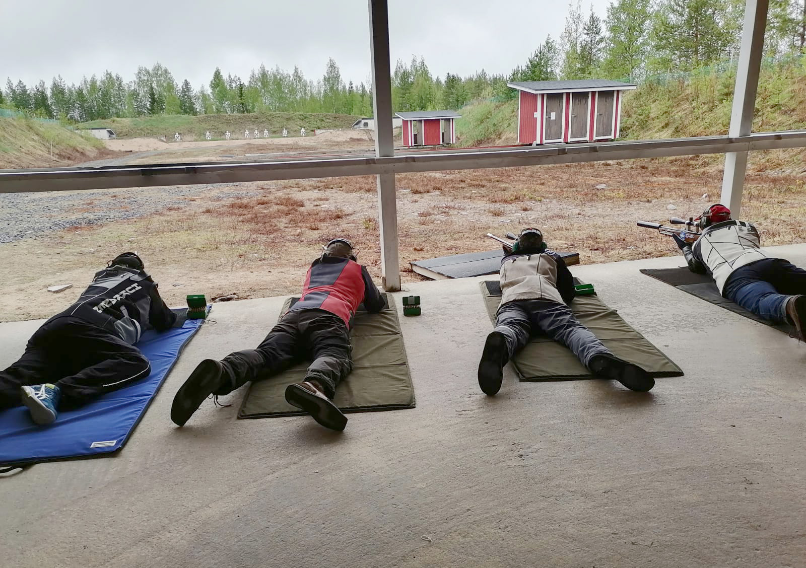 Piippolan ampumaradalle mahtuisi enemmänkin kilpailijoita – radalla ratkottiin mestaruuksia Suomen Metsästäjäliiton avoimessa katsatuskilpailussa