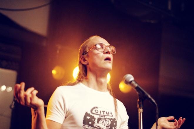 Juice-elokuva kertoo Juicen (Riku Nieminen) tien lapsuudesta aina 1980-luvun huippusuosioon. KUVA: Anna Salmisalo