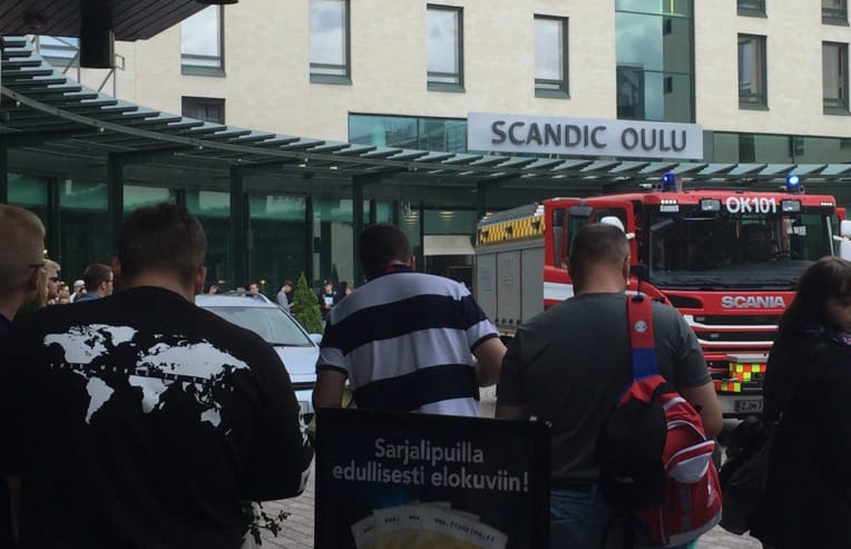 Ihmiset joutuivat ulos kesken elokuvan.
