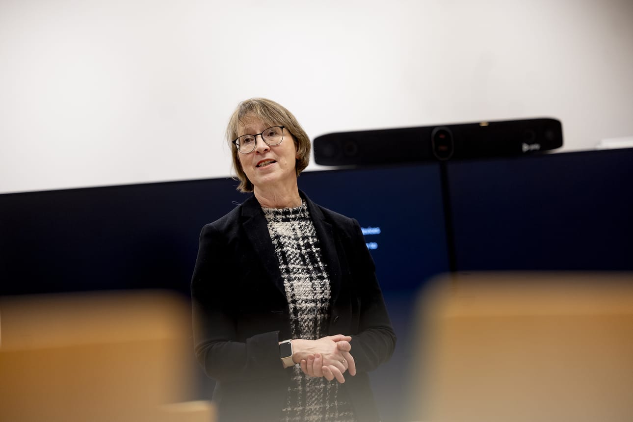 Maa- ja metsätalousministeri Sari Essayah (kd) vieraili maanantaina Ruokavirastossa Seinäjoella.