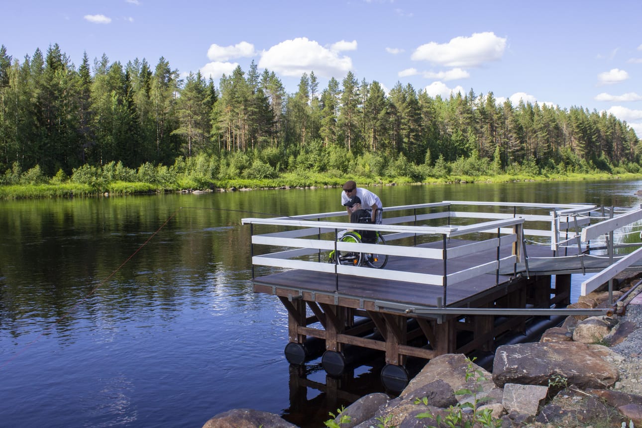 Jere Huovinen harrastaa fongausta eli lajikalastusta, jossa yritetään kalastaa mahdollisimman monta eri kalalajia. Huovisen saalis tältä vuodelta on 35 eri lajia. Tavoitteena on 40, joka olisi Suomen ennätys Jeren ikäryhmässä.