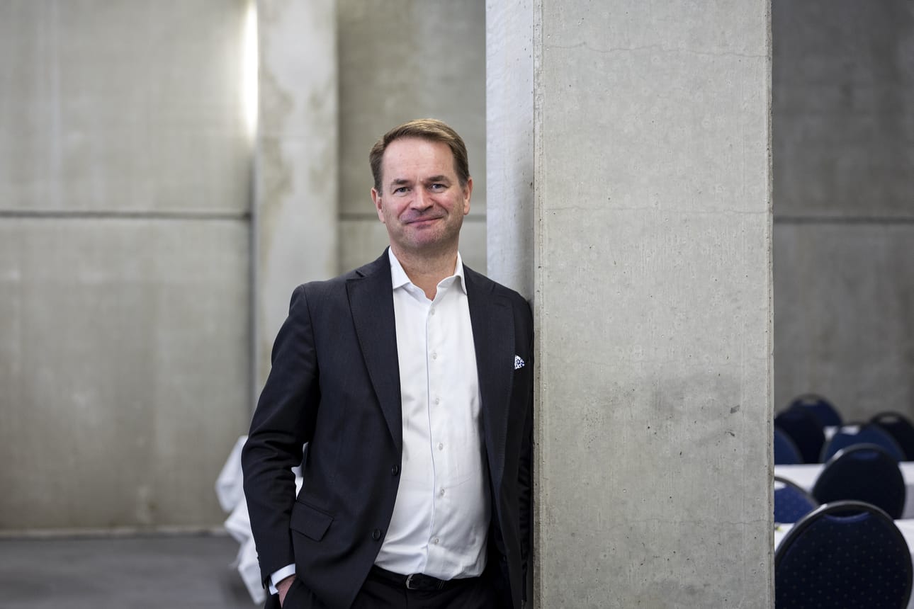 Rakennusyhtiö SVR:n toimitusjohtaja Saku Sipolan mukaan markkina on edelleen odottavassa tilassa, mutta käänne parempaan on kuitenkin jo nähtävissä.