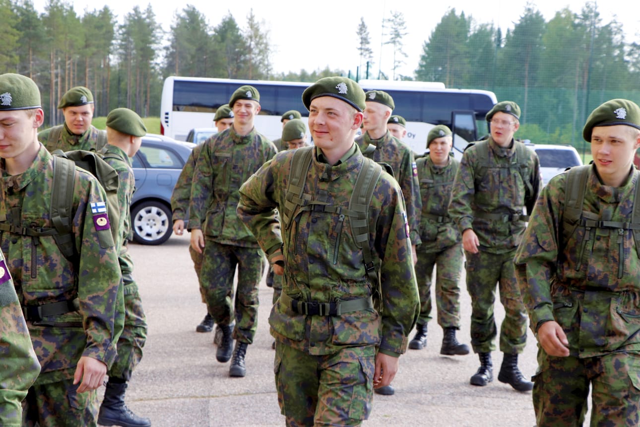 Kainuun prikaatin varusmiehet saapuivat tiistaina hyvissä tunnelmissa Suojalinnalle, mistä he aloittivat veteraanikeräyksen pudasjärveläisten vapaaehtoisten kanssa.