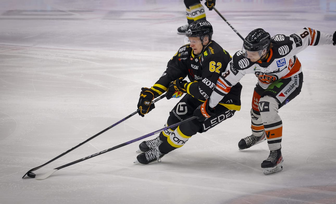 Kärpät ja HPK iskevät illalla yhteen Raksilassa.
