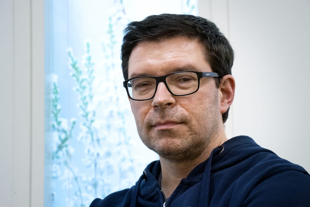 Korona on lisännyt työnohjauksen kysyntää keskussairaalassa. Ukrainan sodan vaikutuksista johtava sairaalapastori Artturi Kivineva sai jo ensimmäisen aavistuksen vastaanotollaan. Kriisien vaikutuksista enemmän videojutulla.