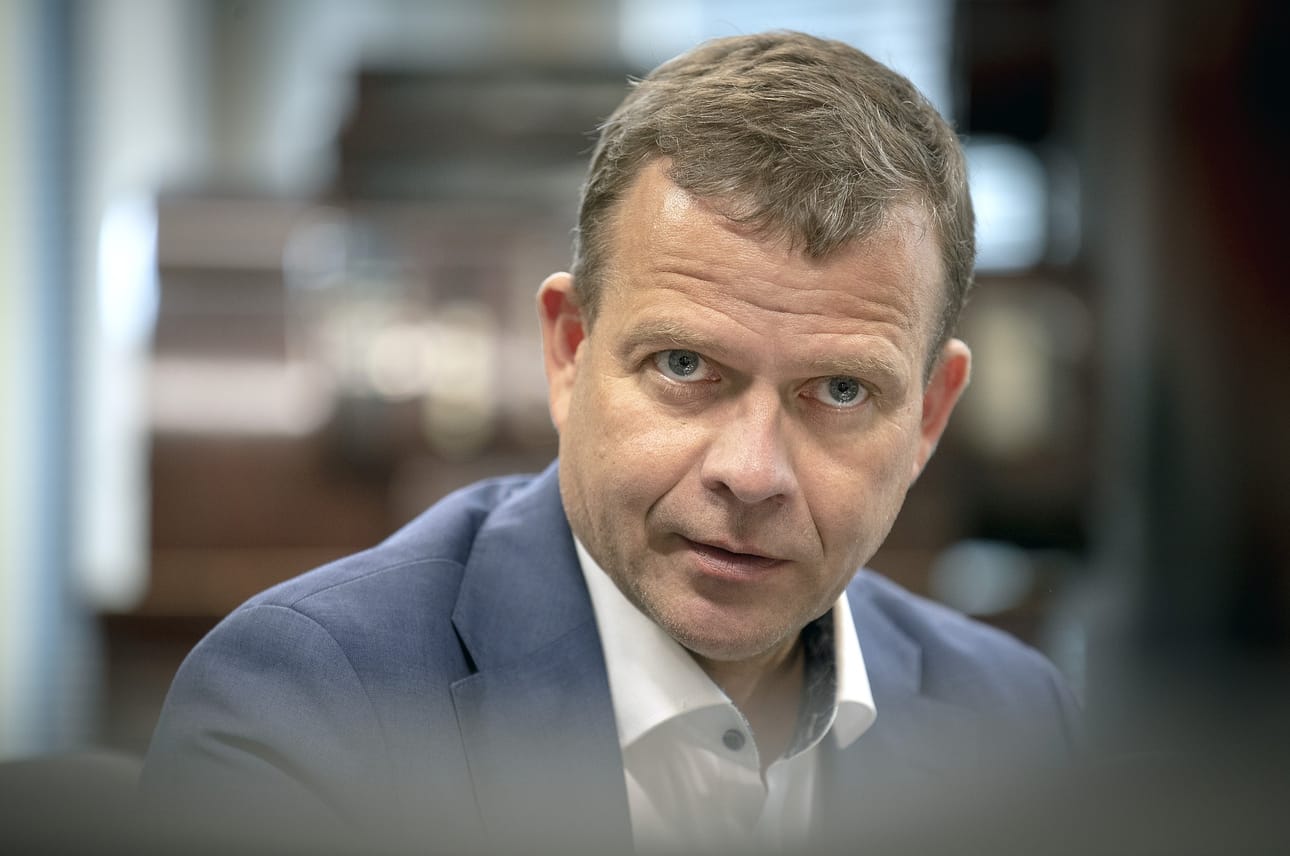 Petteri Orpo arvosteli Ylen Ykkösaamussa hallituksen suunnitelmaa hoitajamitoituksesta.