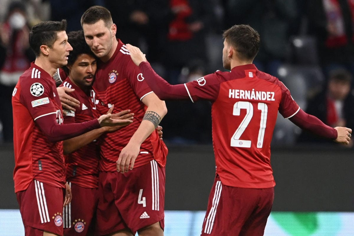 Lewandowskilla (vas.) oli väkevä iltapuhde Salzburgia vastaan. Lehtikuva/AFP