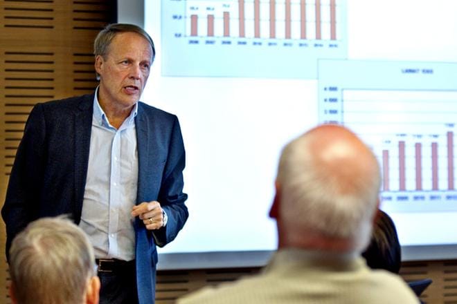 Seinäjoen rahoitusjohtaja Aaro Honkola sanoo, että verotasauksella on kaupungin taloudelle olennainen merkitys. Ilman valtionosuuksien tasauslisää Seinäjoen veroprosentti olisi puolitoista prosenttiyksikköä korkeampi. ARKISTOKUVA: HEIKKI HAKANEN