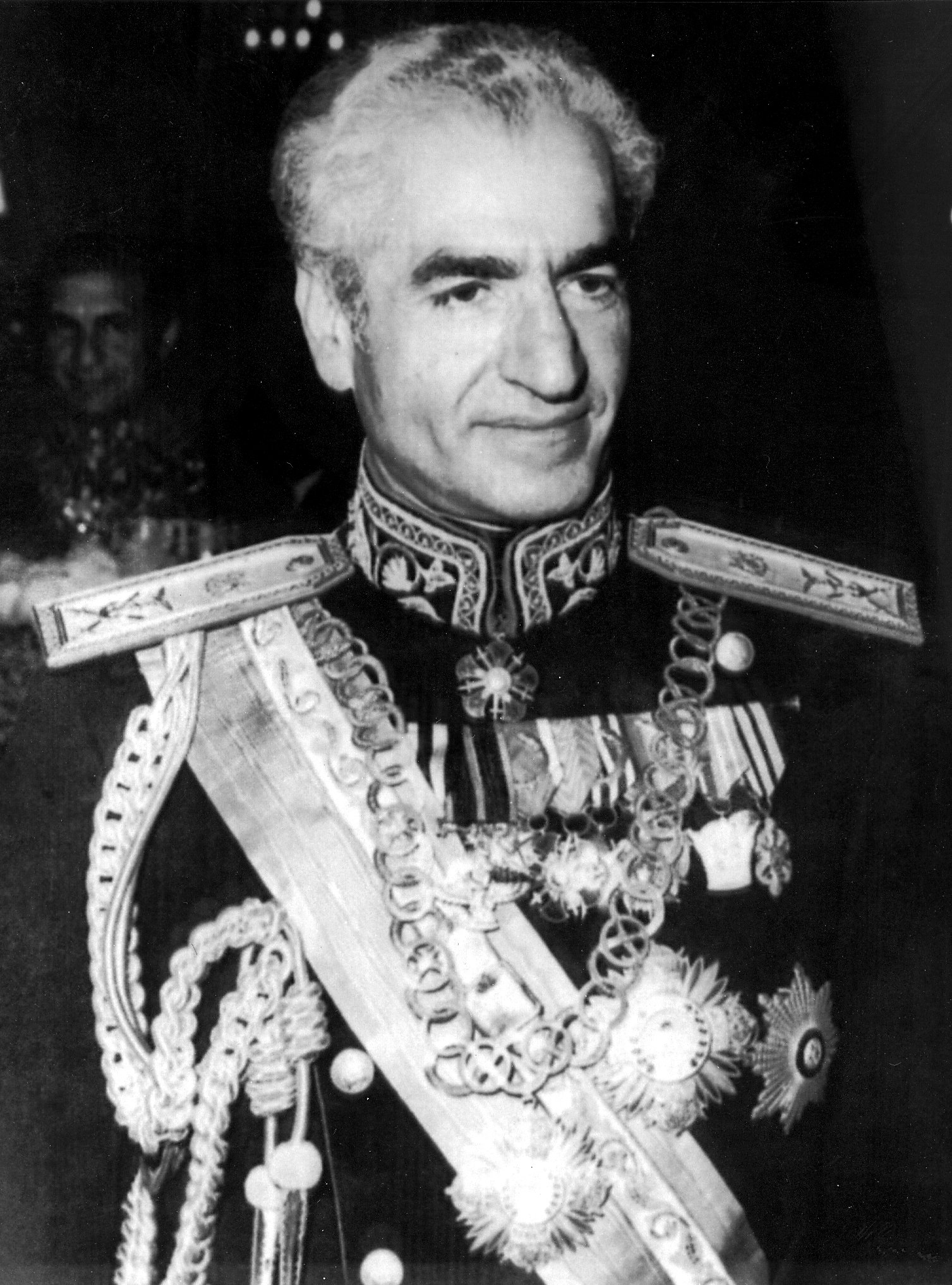 Ei uutta shaahia Iraniin